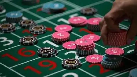 Hand rankings chart for Texas Poker displayed on milo4d login platform